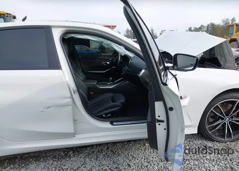 2021 BMW 330I xDrive из США, поврежденный, VIN 3MW5R7J05M8C02795